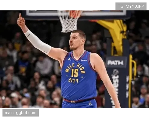 萨博尼斯28分15篮板10助攻三双 与约基奇同日内线对决 萨博尼斯28分15篮板10助攻三双 与约基奇同日内线对决